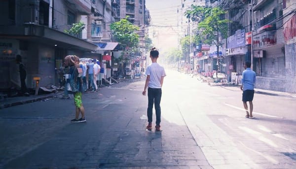 將幻覺定義為「邊界誤分類」：LLM 複合式棄權架構研究